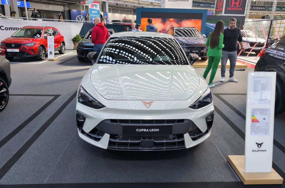 Dah Španije u hali 1: Seat i Cupra izlažu aktuelnu ponudu FOTO