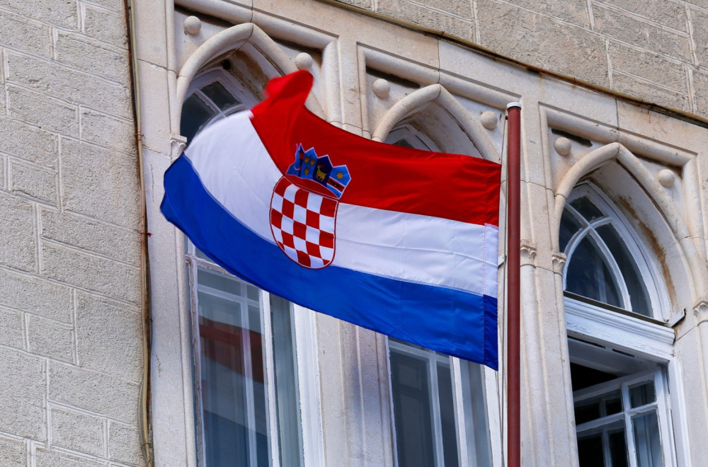 Skandal u Rijeci; Podneta krivična prijava zbog isticanja ustaške zastave