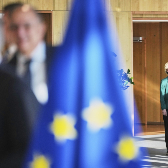 Šamar Kijevu: Ni NATO ni EU