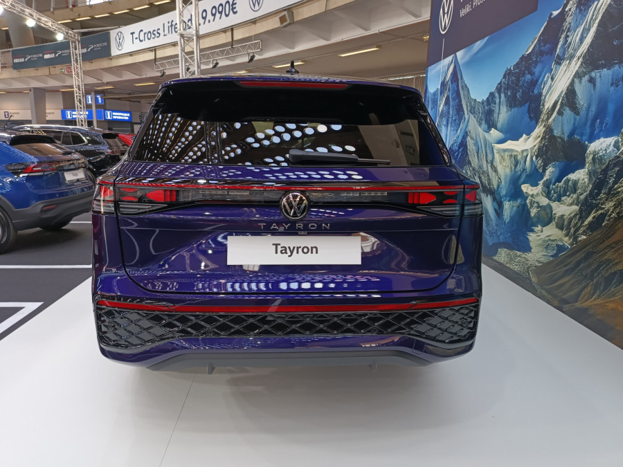 Volkswagen na sajmu predstavio novi SUV sa 7 sedišta FOTO