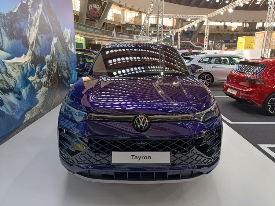 Volkswagen na sajmu predstavio novi SUV sa 7 sedišta FOTO