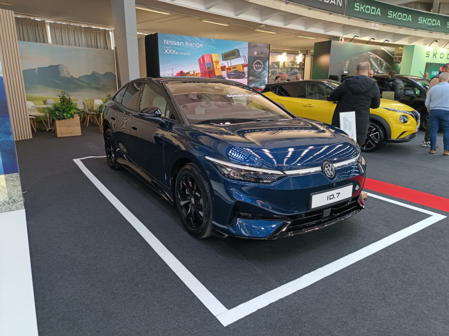 Volkswagen na sajmu predstavio novi SUV sa 7 sedišta FOTO