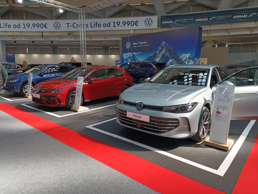 Volkswagen na sajmu predstavio novi SUV sa 7 sedišta FOTO