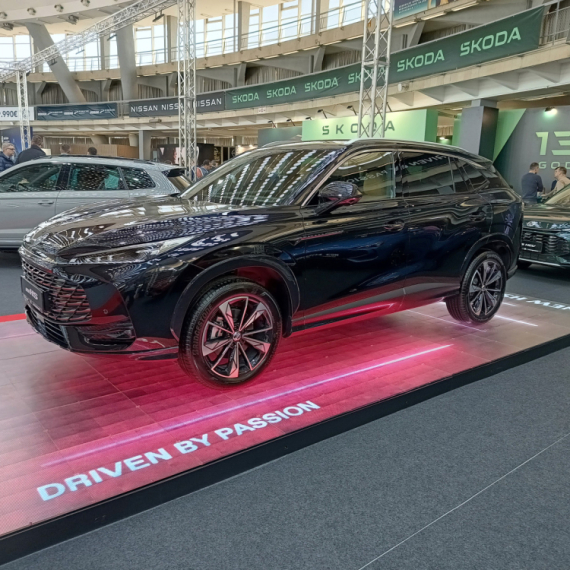 Još jedan novitet na Sajmu: MG HS 2025 je ekonomični SUV unapređenog dizajna FOTO