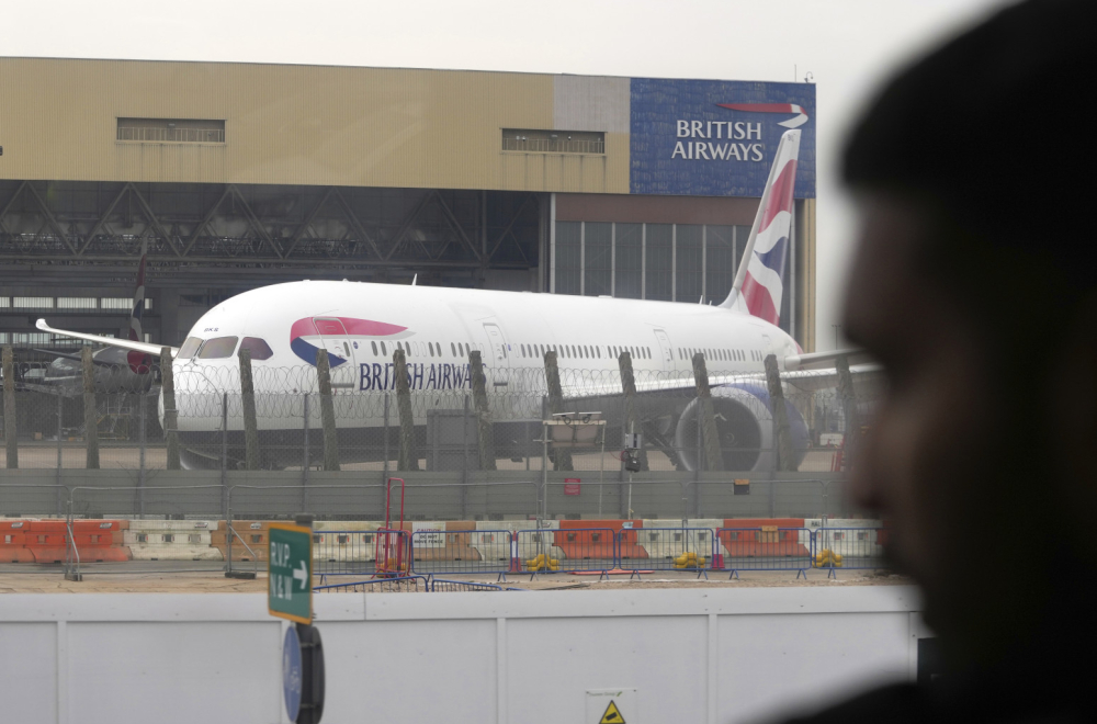 Antiteroristička jedinica na najvećem aerodromu u Evropi; Teroristički napad?