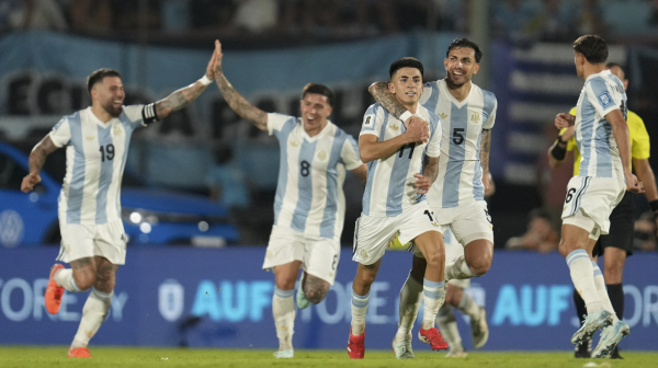 Almada odmenio Mesija – varničilo u Montevideu, Argentina juriša ka Mundijalu VIDEO