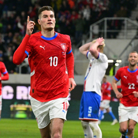 Šik sprečio blamažu Čeha u 85' – laka trojka Velšana
