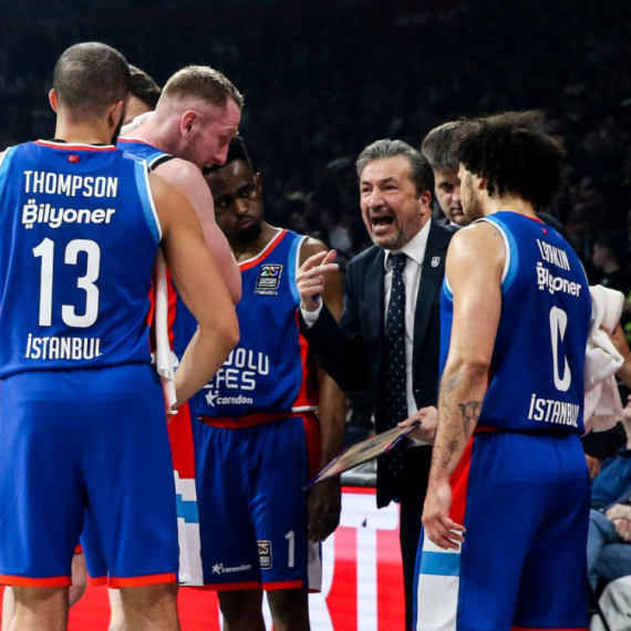 Efes u naletu pred Zvezdu – šesta uzastopna pobeda!