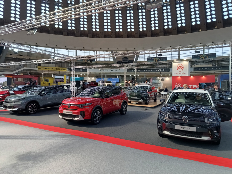 Skočila prodaja novih automobila u Srbiji, ali jedna kategorija beleži dramatičan pad