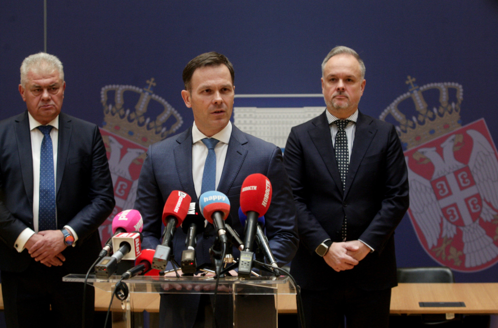 Potpisani prvi ugovori za stambene kredite za mlade; Mali pozvao sve da iskoriste priliku FOTO
