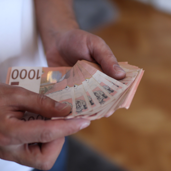 Evo koliko se zarađuje u Severnobačkoj oblasti