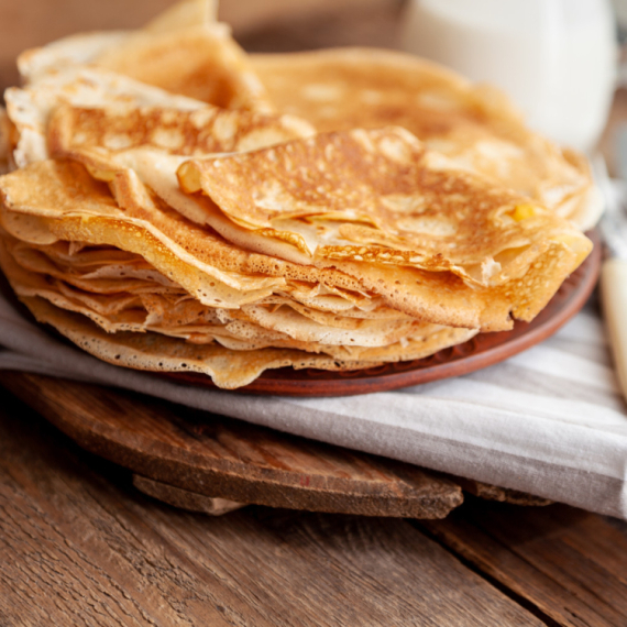 Recept za najukusnije posne palačinke: Bez mleka i jaja, tope se u ustima
