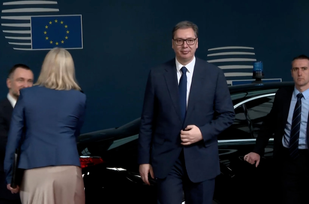 Vučić iz Brisela: Apsolutno smo posvećeni našem evropskom putu; Rekao sam domaćinima, nikakvog topa nije bilo