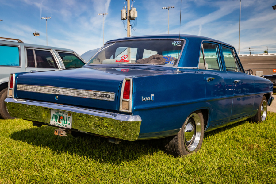 Kakav peh: U bizarnom incidentu stradala dva klasična Chevroleta FOTO