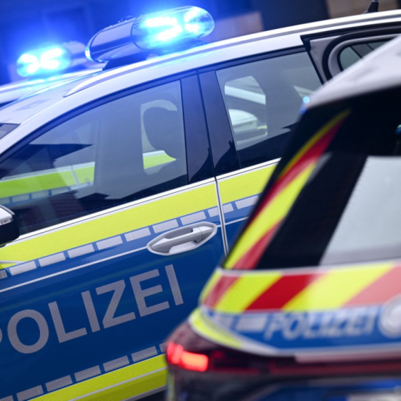 Nemački policajci u električnim automobilima: Gube vreme na punjačima, dok kriminalci beže