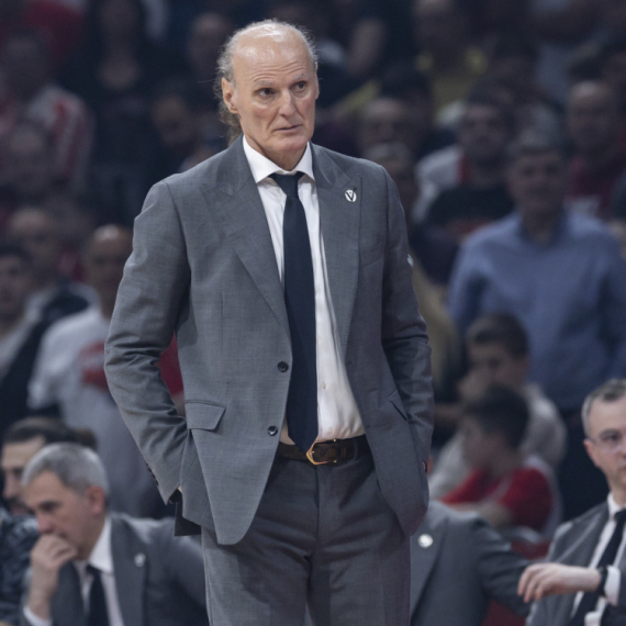 Efes uhvatio ritam – novi debakl Ivanovića i Virtusa