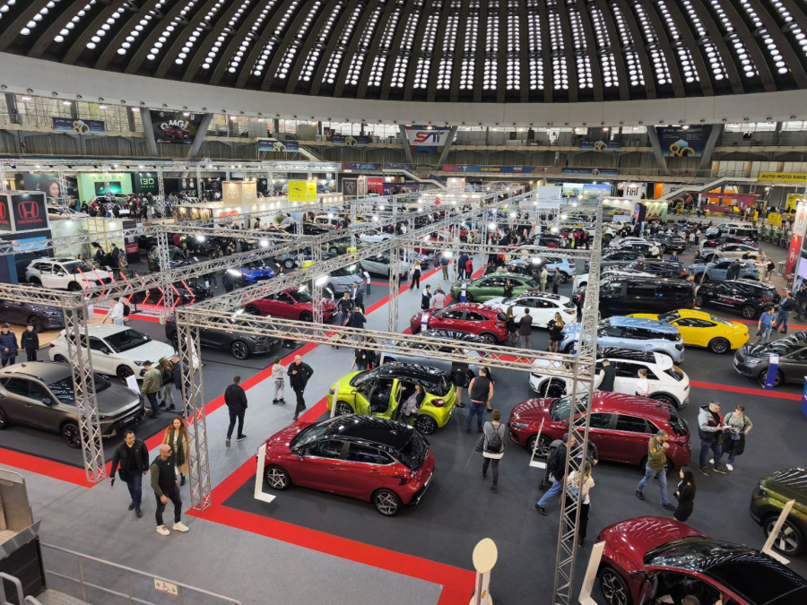 Skočila prodaja novih automobila u Srbiji, ali jedna kategorija beleži dramatičan pad