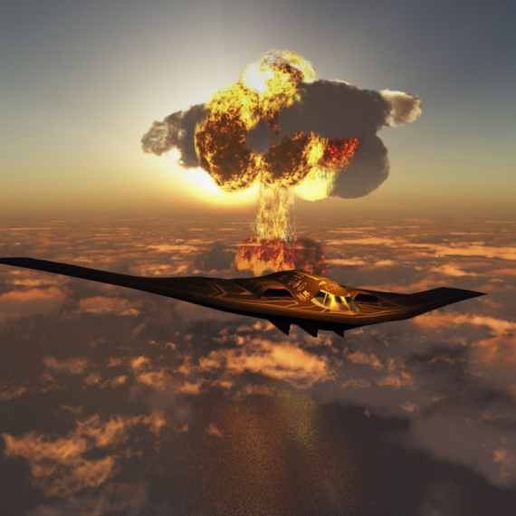 America's deadly fleet of planes carries 125 tons of bombs; Trump prepares a fierce attack?