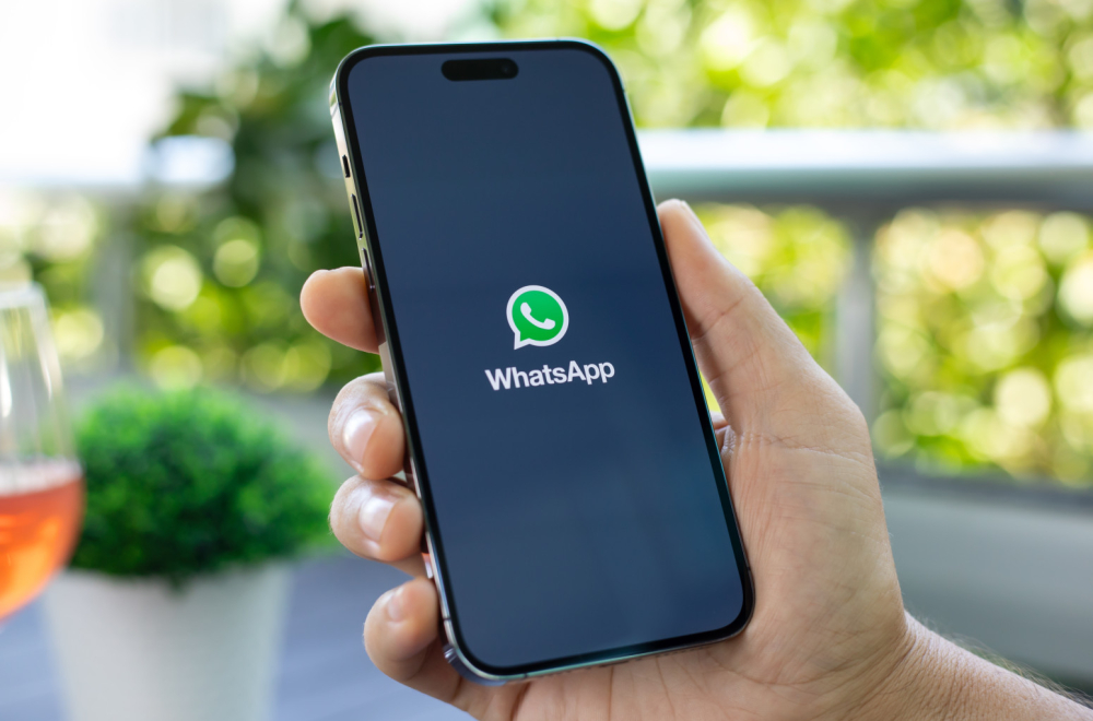 Konačno stiglo: WhatsApp omogućio dva naloga na iPhone-u i moćne AI funkcije