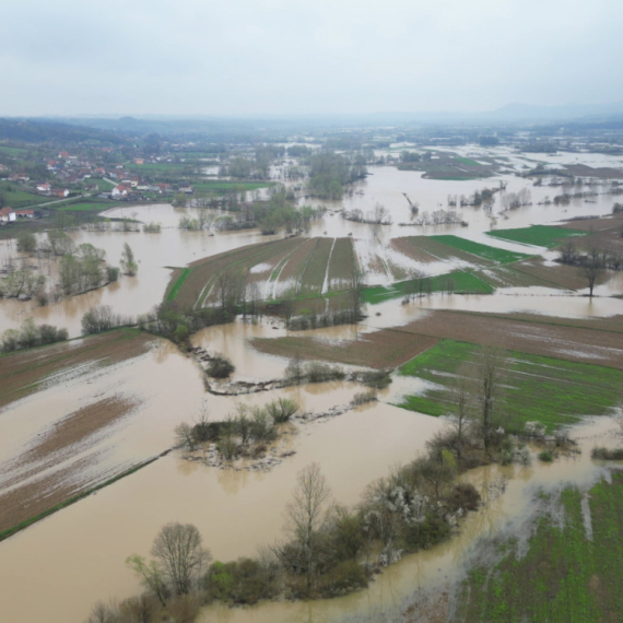 Strepeli smo čitavu noć: Nabujali Jadar se povlači FOTO