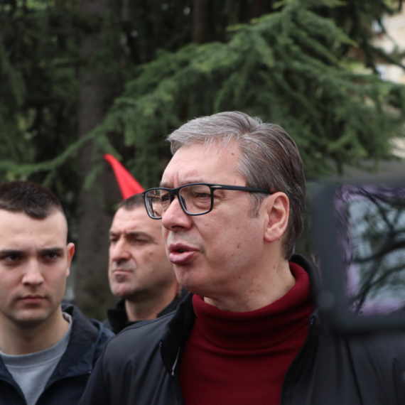 Vučić: Stigao ruski FSB, od jutros krenuli da rade; Izaći će sa svojim stavom oko zvučnog topa