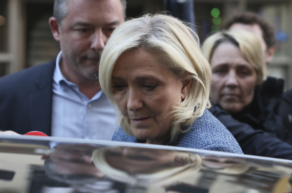 Napeto u Francuskoj; Sindikati i nevladine organizacije podržaće Le Pen na skupu 12. aprila