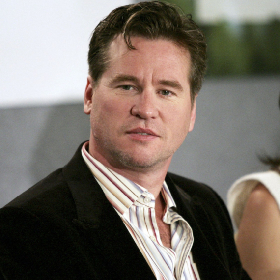 Simptomi pneumonije, bolesti od koje je preminuo Val Kilmer