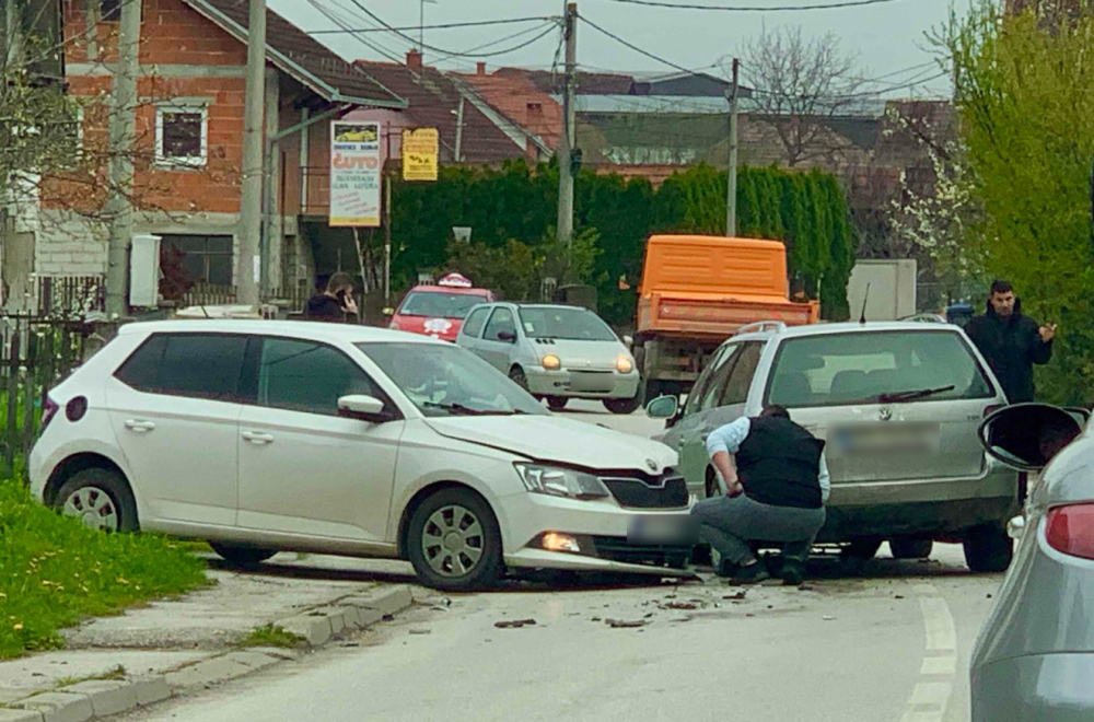 Teška saobraćajna nesreća kod Čačka: Automobili uništeni; Meštani u strahu zbog sve češćih nezgoda FOTO