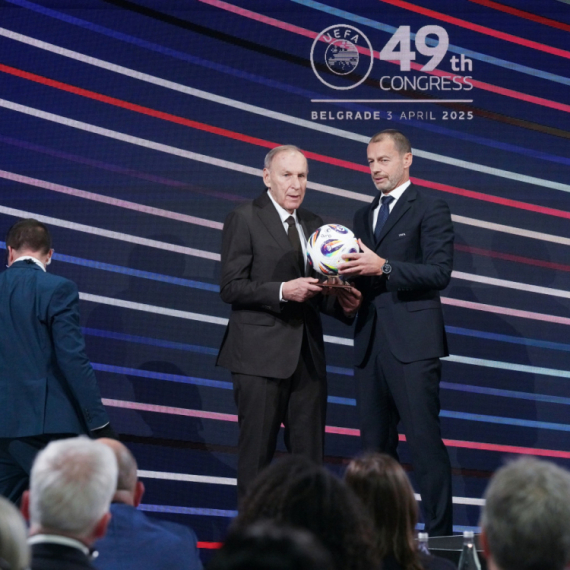 Džajić: "UEFA i FIFA imaju poverenje u srpski fudbal"