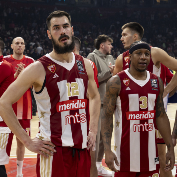 Zvezda u najgorem mogućem trenutku dočekuje Efes VIDEO
