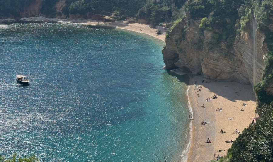 Simbol crnogorskog turizma zatvoren: Nije pomogao ni Đoković