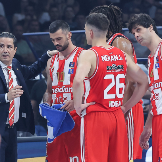 Navijači Zvezde šalju poruku preko B92.sporta – samo dvojica vrlo dobri, ima i za popravni