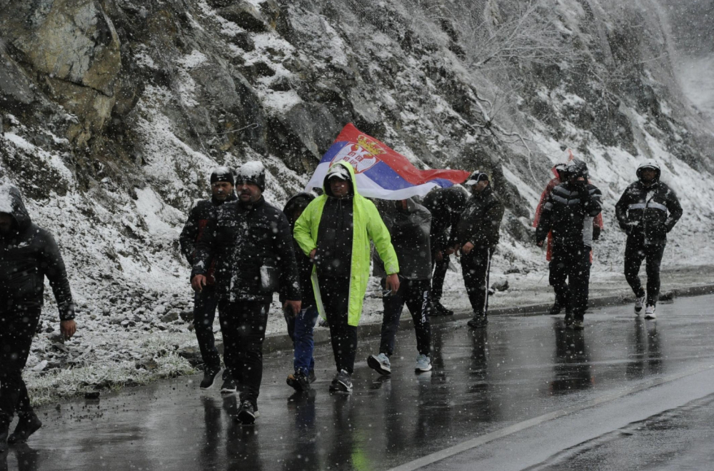 Only Serbs can do this; They set off for Belgrade on foot from Kosovo and Metohija through a blizzard