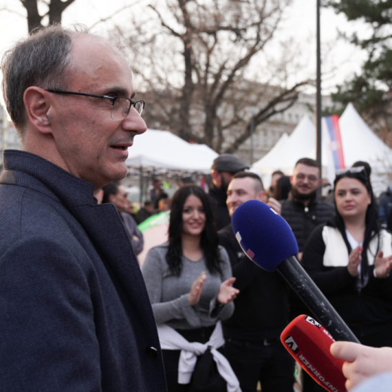 Premijer Macut sa rektorom Đokićem: Sastanku prisustvovao i ministar Dejan Vuk Stanković