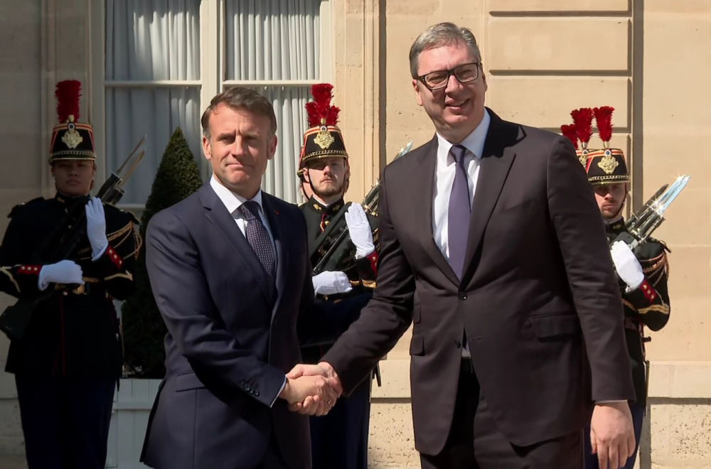Vučić from Paris: I spoke with Macron for two hours; Difficult times are coming, we must prepare together