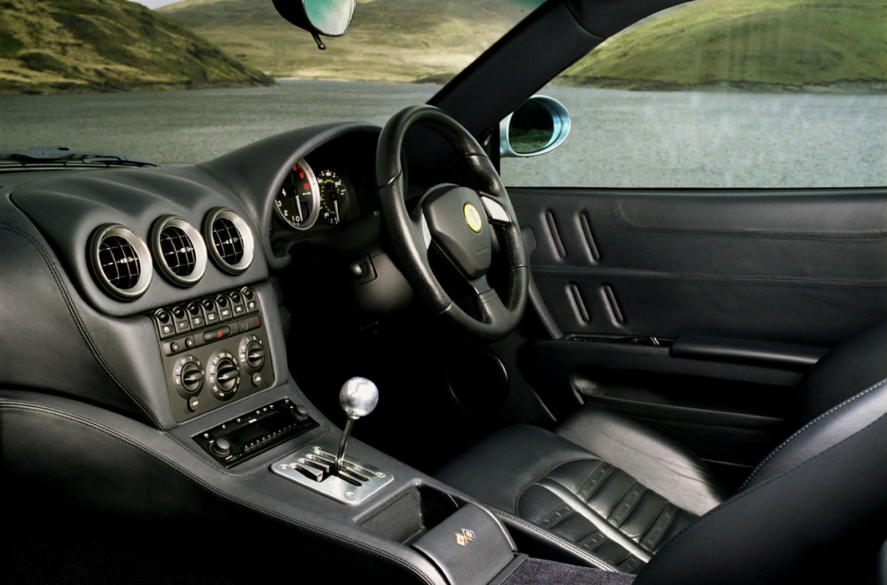 U rikverc! Ferrari bi mogao da vrati manuelni menjač