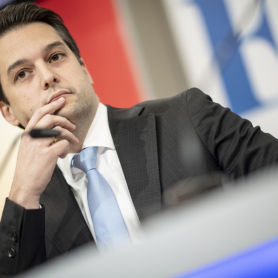 Nep: Kikl, Orban i Vučić "autokrate" jer ne igraju kako elite EU sviraju