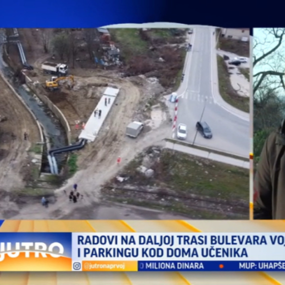 Radovi u punom jeku: Proširuje se Bulevar Vojvode Putnika, kao i parking prostor u centru Čačka VIDEO