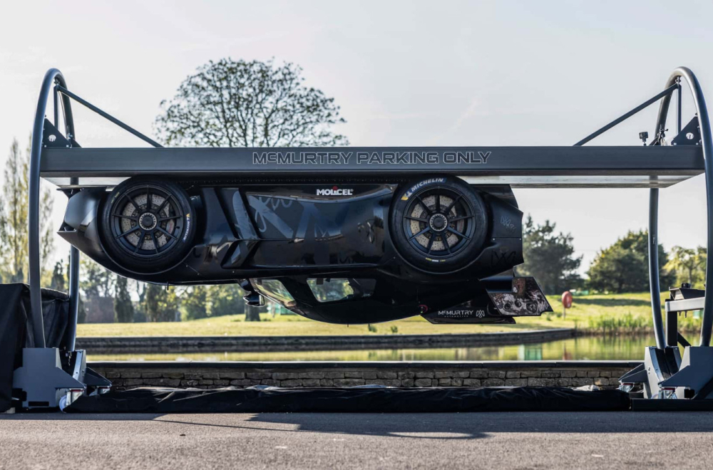 Kako je moguće?! Ovaj auto može da se vozi i naopačke FOTO/VIDEO