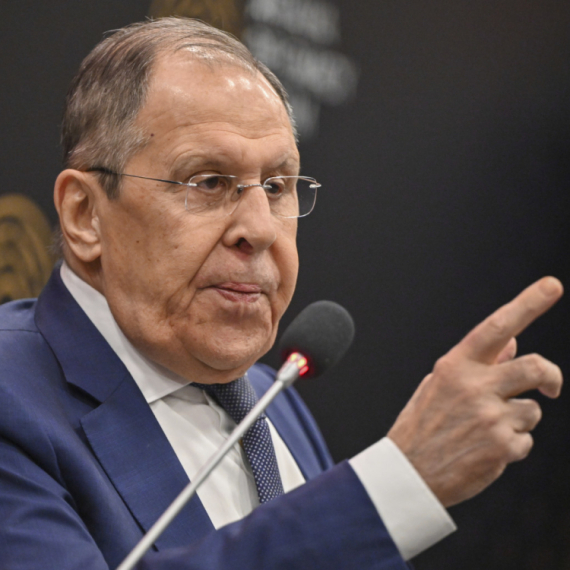 Lavrov zagrmeo: Neshvatljivo! Evropa pokušava da oživi nacizam zabranom dolaska u Moskvu 9. maja