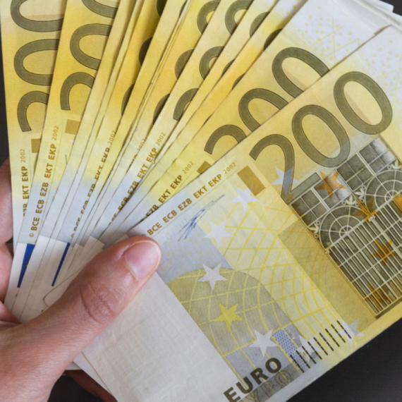 Banke objavile nove tarifnike: Pregledali smo kolike će biti provizije za plaćanje u evrima