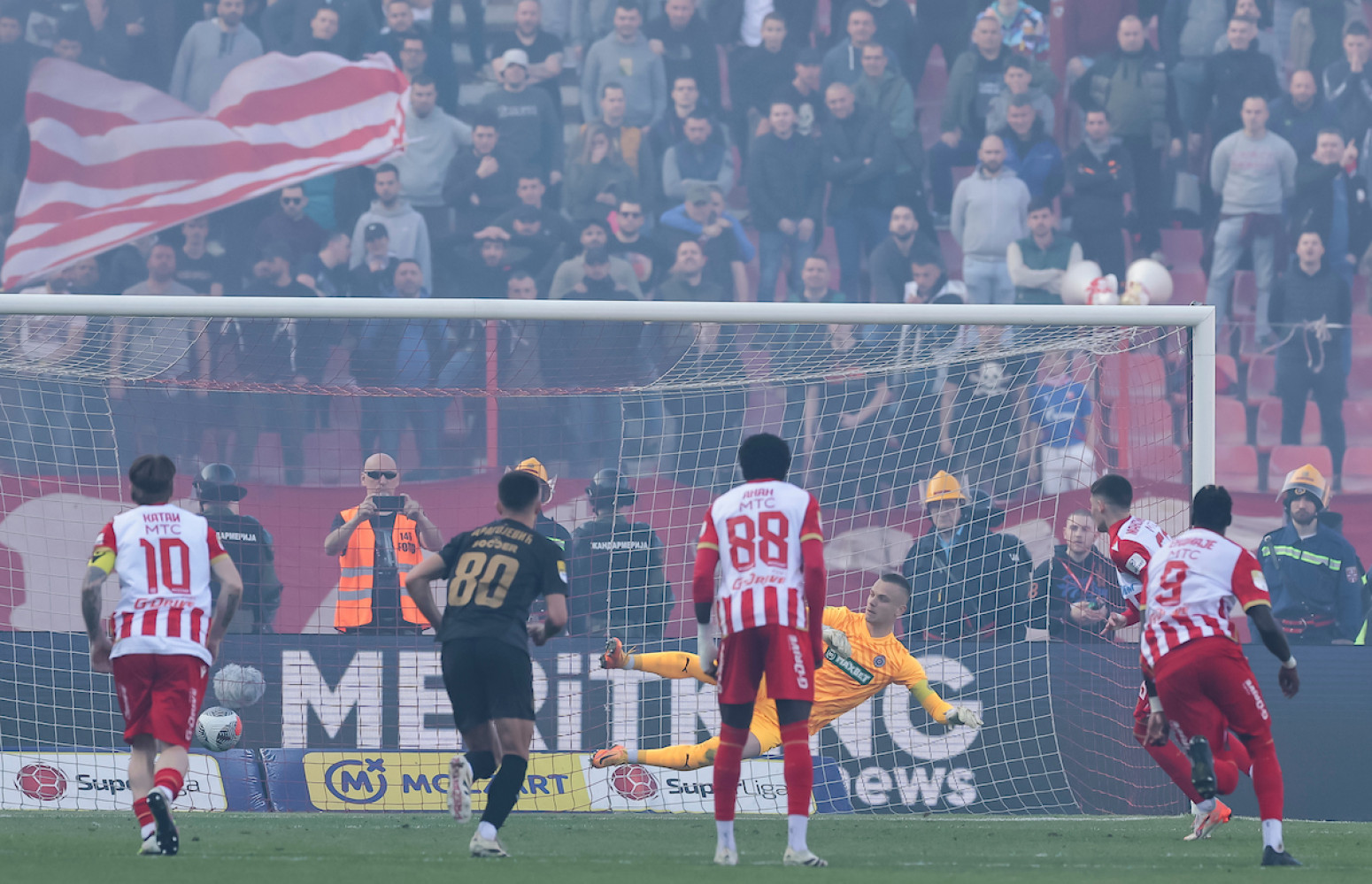 B92.sport skener: Prvo poluvreme za zaborav, rezervisti spasli Zvezdu