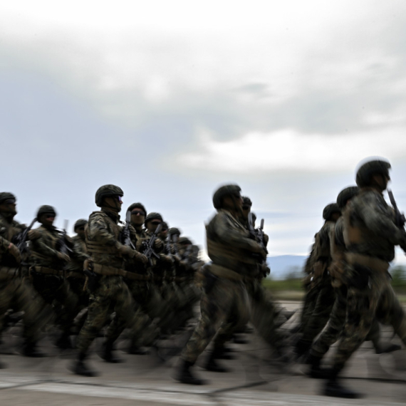 Masovna mobilizacija u komšiluku; Da se odazovu muškarci od 18 do 65 godina