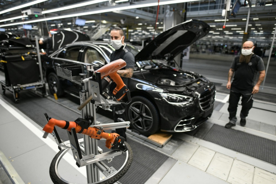 Zarađuju 3% plate nemačkog radnika: U kojoj zemlji je najjeftinije praviti automobil?