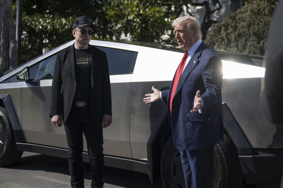 Američka vojska kupuje Cybertruck – da bi ga digla u vazduh! Tesla postaje meta za rakete