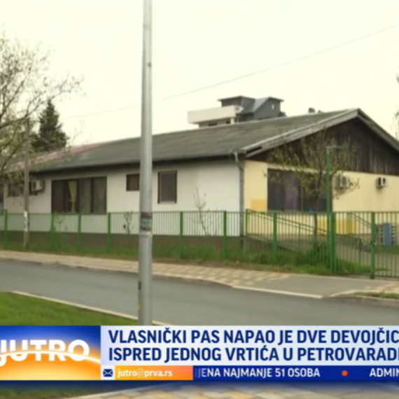 Užas u Novom Sadu: Vlasnički pas napao devojčice ispred vrtića; Poznato u kakvom su stanju VIDEO