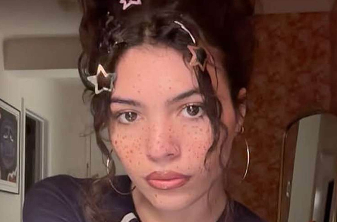 Ćerka Dejvida Bouvija objavila debitantski album, pa već naišla na oštre kritike FOTO