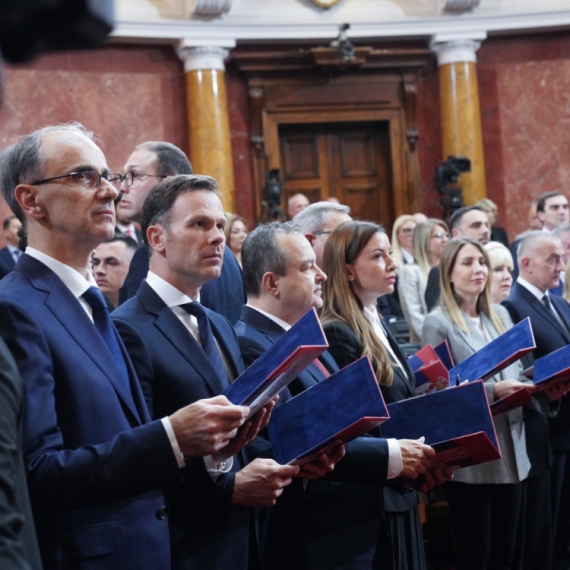 Izabrana nova Vlada Srbije; Članovi položili zakletvu u prisustvu predsednika Vučića FOTO/VIDEO
