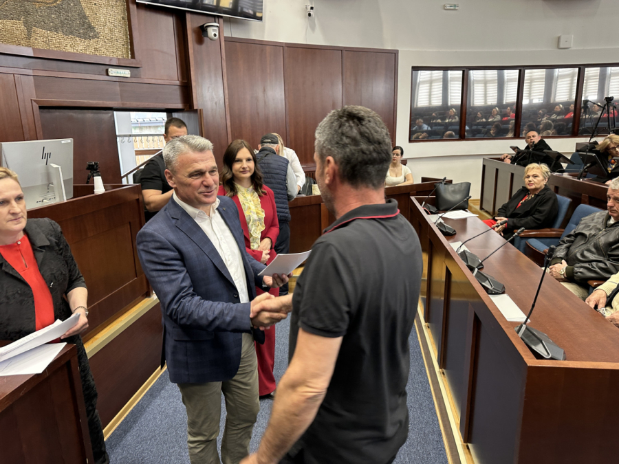Ovo olakšava život: Stari šporet otišao u zaborav FOTO