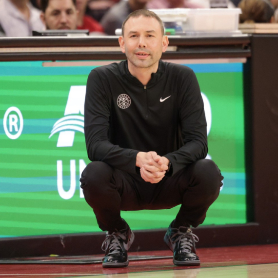 Adelman: "Jokić ne može 1 na 4!"